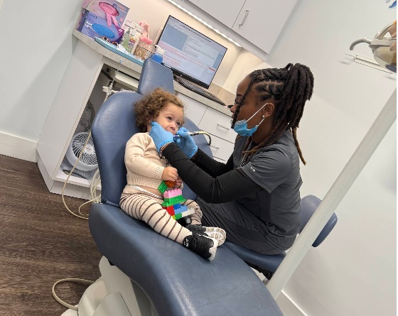 What Makes a Great Pediatric Dentist in Boca Raton, FL? 7 Things to Look For